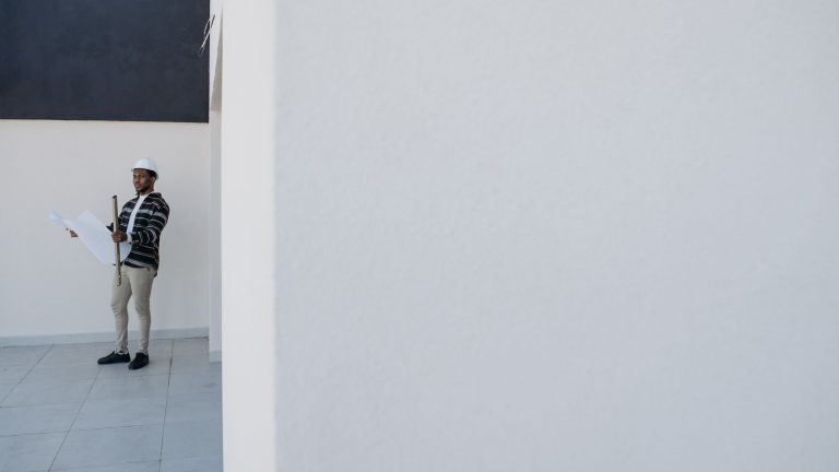 Maître d’œuvre ou constructeur : avantages et inconvénients
